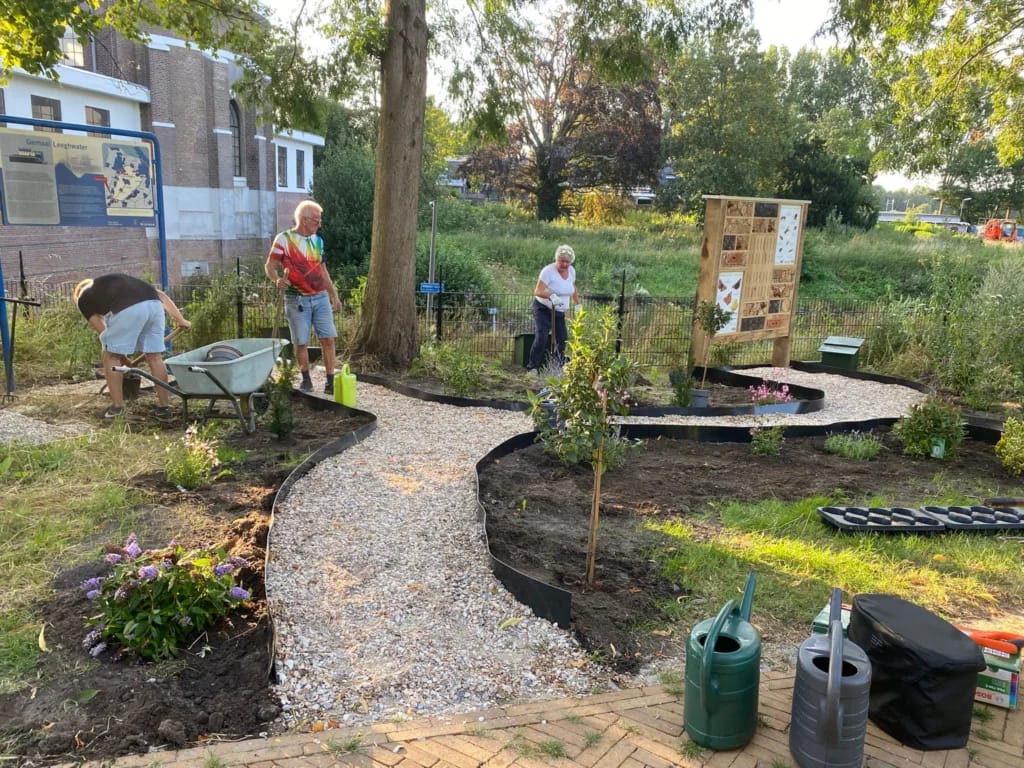 6a638ae4-c444-4b83-b68e-5d340df338b1